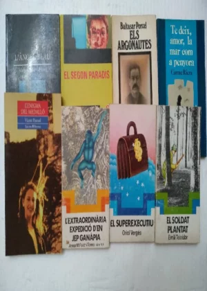 8 libros en catalan: ANGEL BLAU, EL SEGON PARADIS, ELS ARGONAUTES, ENIGMA DEL MEDALLÓ,