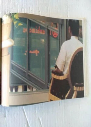 BAD NEWS, todo el libro son fotografías, buen estado