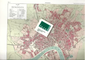 plano BURDEOS 23x32 cm prox 1910 y al dorso fotos de la ciudad de la epoca
