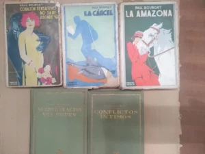 lote 5 libros PAUL BOURGUET, corazon pensativo, la carcel, la amazona con dibujo cubierta Arturo Ballester, con tela editorial vuestros actos nos siguen, conflictos intimos