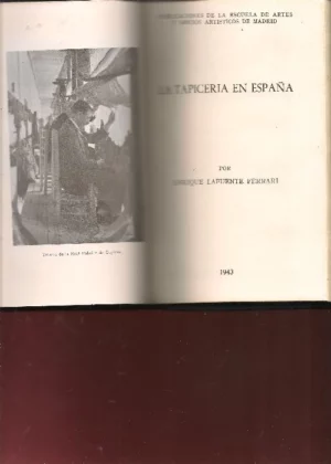 ALMELA MENGOT. Los abanicos en Valencia, PEREZ BUENO. Los vidrios en España, LAFUENTE FERRARI la tapiceria en España, GOMEZ MORENO la policromia en la escultura española, CAMPS CAZORLA la ceramica medieval española, CAVESTANY el arte industrial en los jug